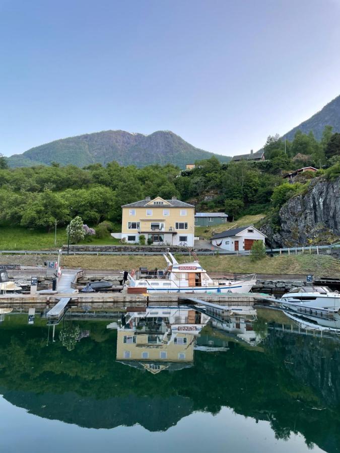 Svingen Guesthouse - Panoramic Fjord Views In Flåm Exterior foto